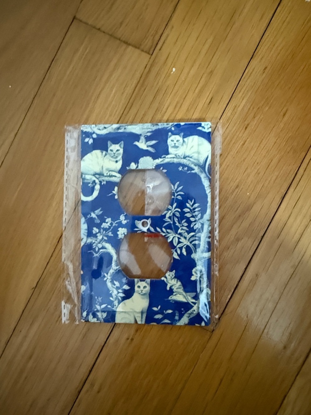 Blue Cat Print Double Outlet Cover Plate